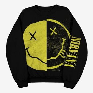 Women’s Hot Topic NIRVANA Smile Logo Boyfriend Fit Sweatshirt